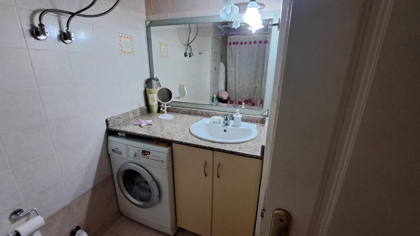 Appartement Location! Spacious 2 Bdrm With Balcony Sparte